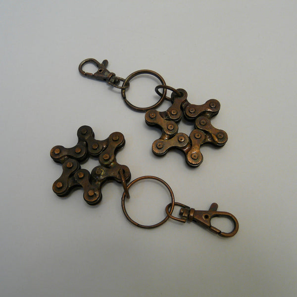 536-fair-trade-upcycled-bronze-brown-bike-bicycle-chain-star-keyholders