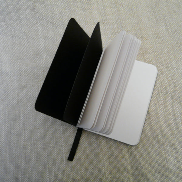 P1110309-Handmade-paper-leather-look-A7-Notebook-Open-Teal-green
