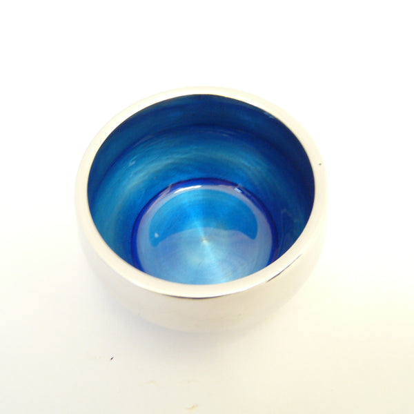 P1110362-Fair-trade-recycled-aluminium-blue-t-lite-holder