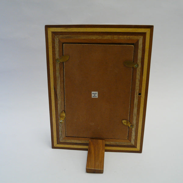 P1110382-fair-trade-mixed-woods-long-pieces-picture-frame-back
