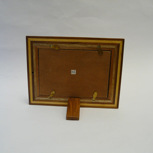 P1110383-fair-trade-mixed-woods-long-pieces-picture-frame-back-landscape