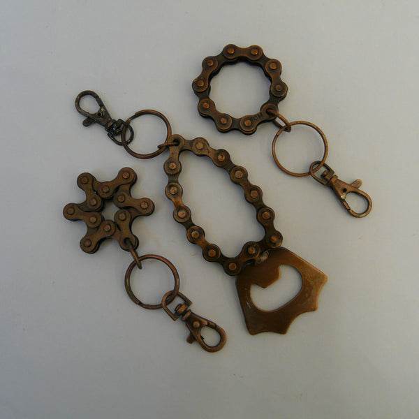 P1110388-fair-trade-upcycled-bike-chain-3-keyrings-star-bottle-opener-circle