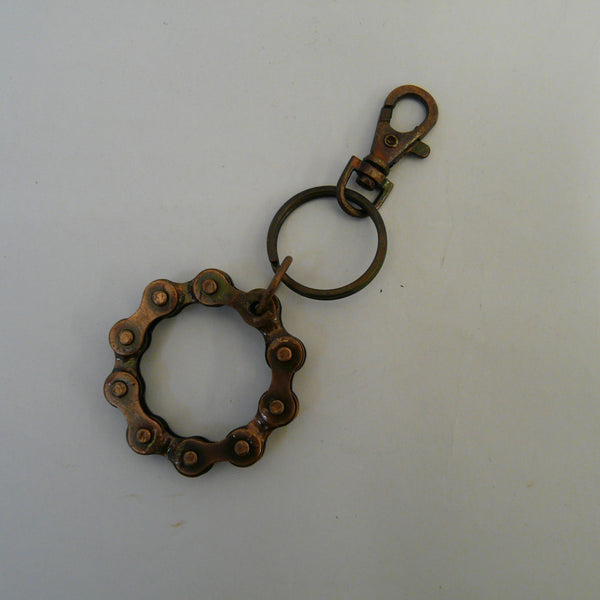 P1110397-fair-trade-upcycled-bike-chain-circle-keyring