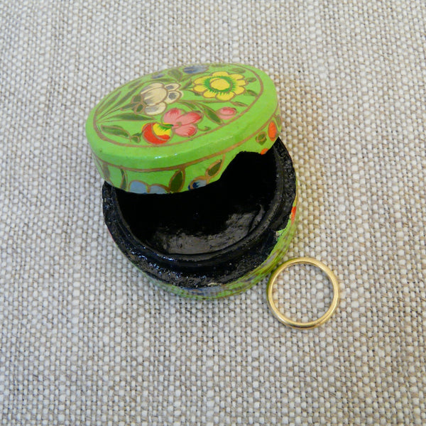 Bright Green Circular Hand Painted Papier Mache Ring Box
