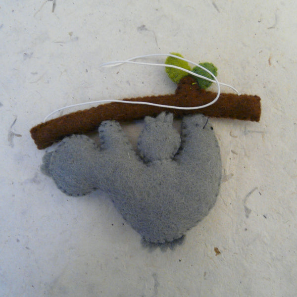 Hanging Felt Sloth Mother and Baby