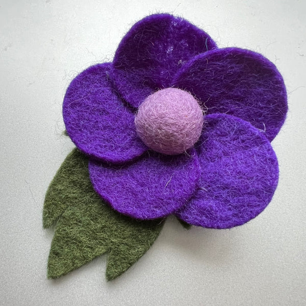 Felt Daisy Brooch