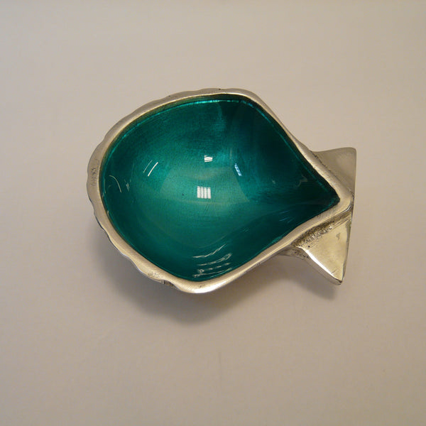 1928-fair-trade-recycled-aluminium-aqua-shell-dish