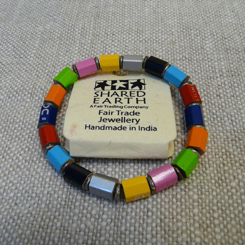 284-fair-trade-upcycled-multicoloured-crayon-pieces-bracelet-with discs