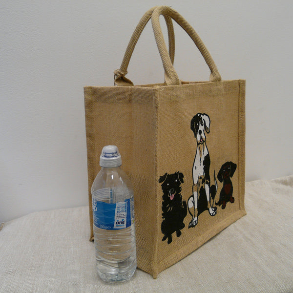 fair-trade-jute-shopping-bag-square-beige-natural-3-Dogs-sitting-sideview