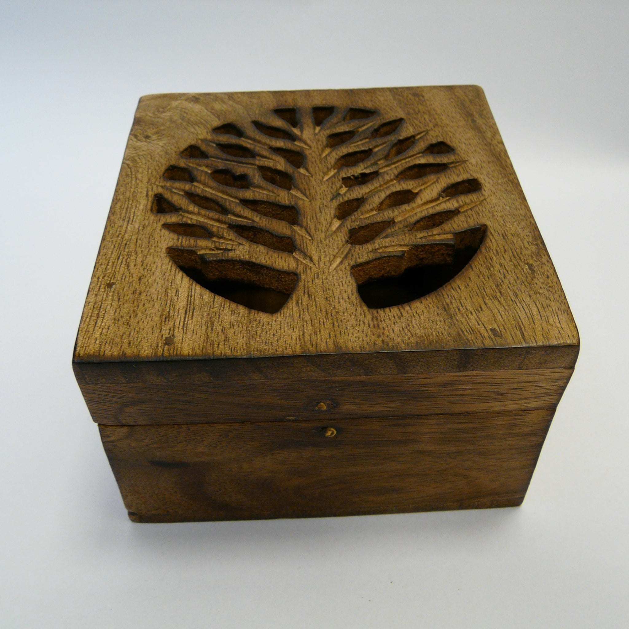 P1090693-Fair-trade-Tree-of-Life-Square-Mango-Wood-Box