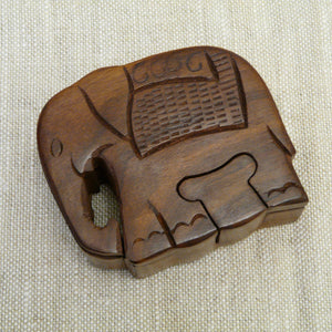 P1110104-Fair-trade-Sesham-wood-Elephant-puzzle-box-closed