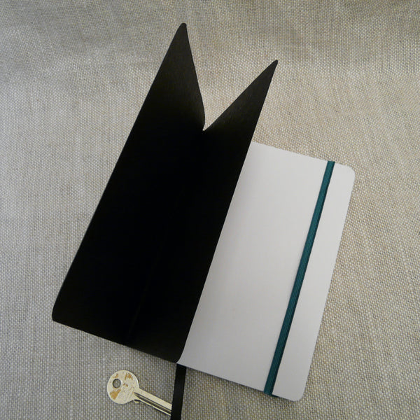 P1110329-Fair-trade-Handmade-paper-leather-look-notebook-journal-teal-green-open-with-key