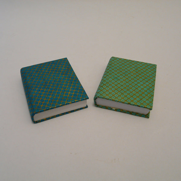 P1110369-fair-trade-lokta-paper-blue-green-mini-notebooks
