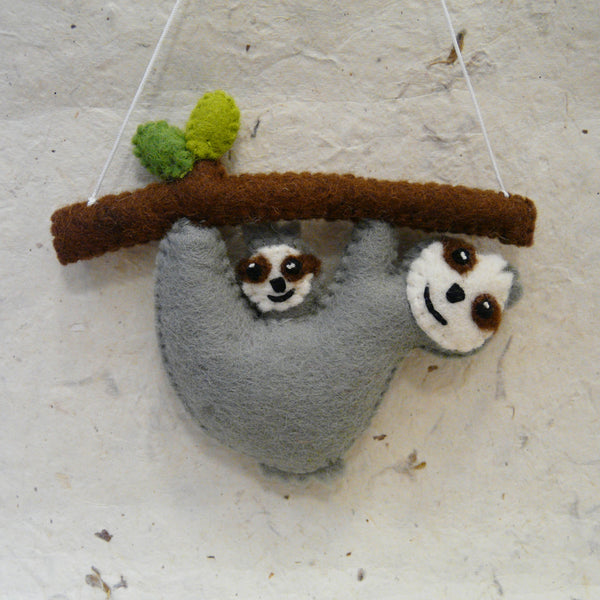 Hanging Felt Sloth Mother and Baby